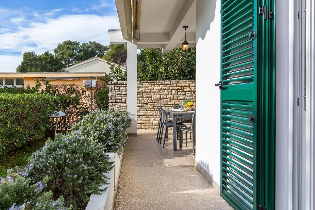 Guest house Villa Abbalina Petrcane